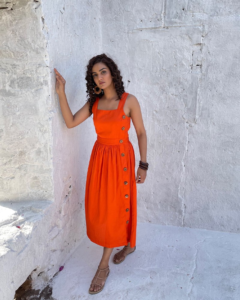 AMANDA - Button Down Bright Midi