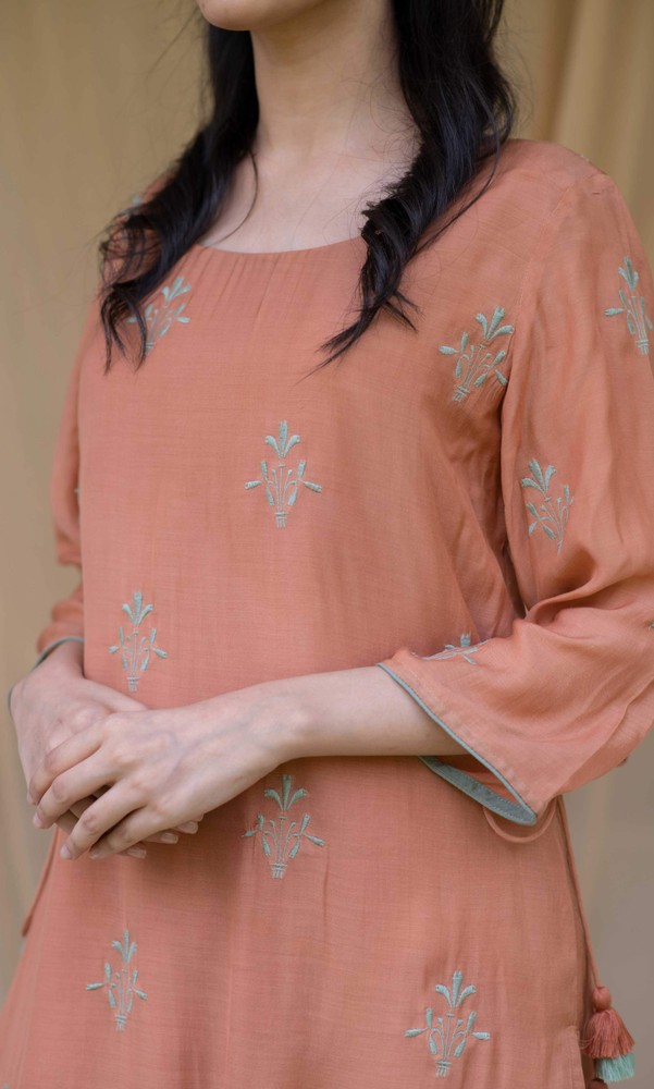 KAPRAAHA RUST EMBROIDERED TUNIC SET