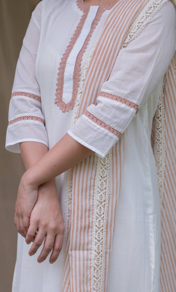 KAPRAAHA INNOCENT WHITE COTTON TUNIC SET
