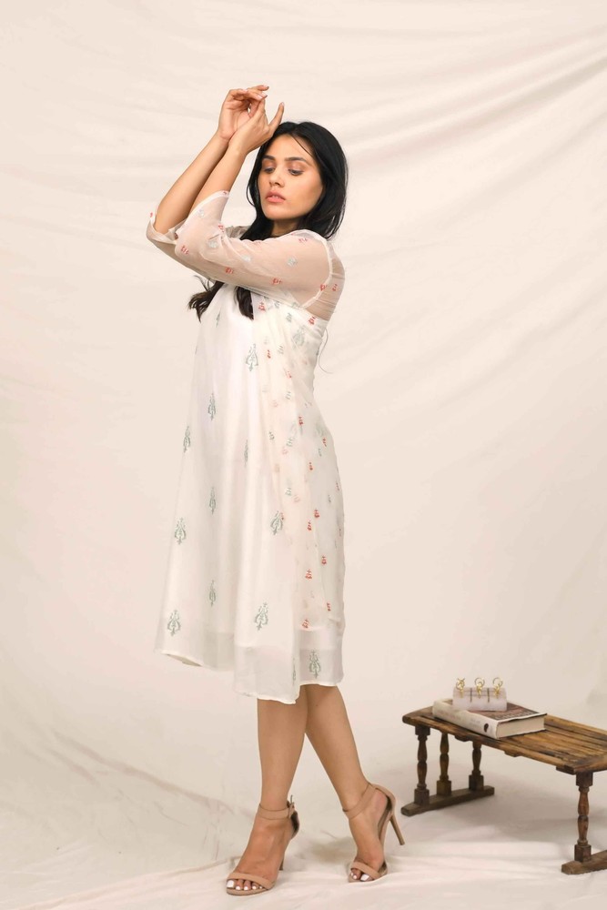 KAPRAAHA WHITE EMBROIDERED DRESS WITH CHIFFON JACKET