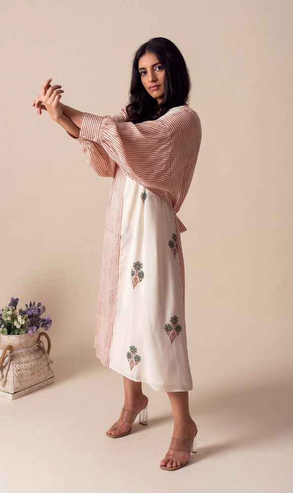 KAPRAAHA MULTI PRINT RESORT DRESS